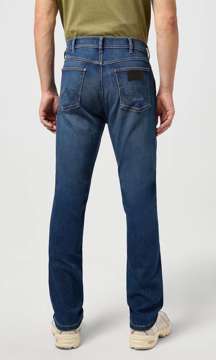 Blugi barbatesti Wrangler Larston Hare Epic, bumbac/poliester/elastan, albastru inchis