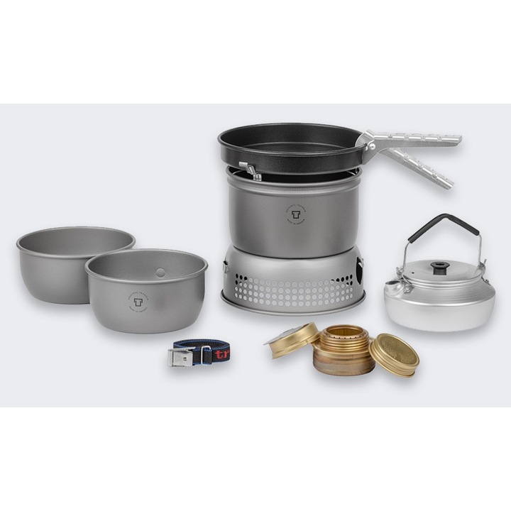 Trangia Stove 27-4 HA turista konyhai szett, 1-2 személyes, alumínium, 860g, 0,6l-es vízforralóval, méretek 18,5x10cm