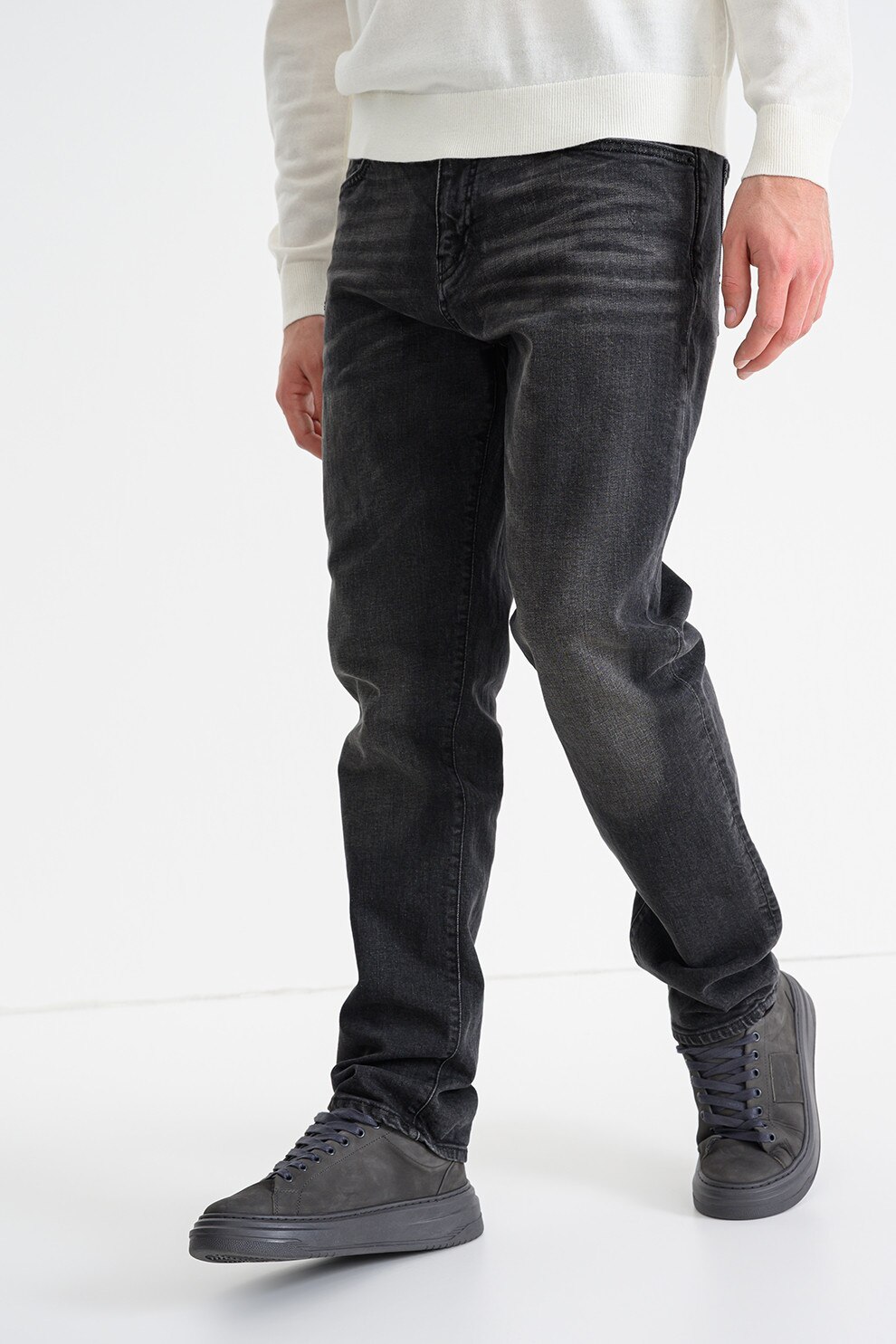 ARMANI EXCHANGE, Blugi regular-fit cu aspect decolorat, Gri antracit, 32