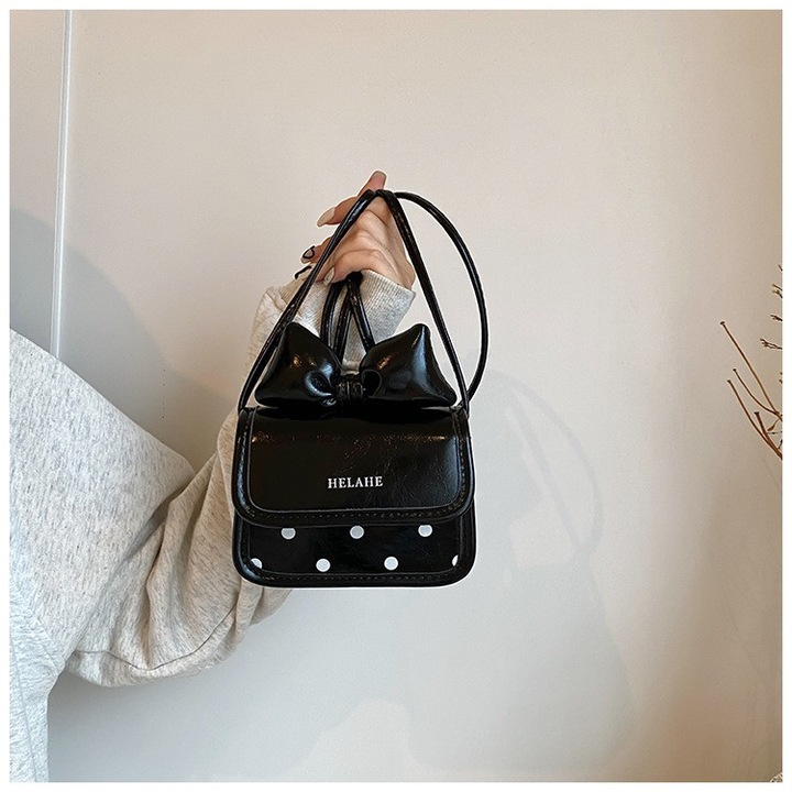 Мини детска чанта с панделка, чанта за през рамо за момичета, чанта-портфейл с отвор за слушалки, подходяща за деца, модерна и сладка, черна