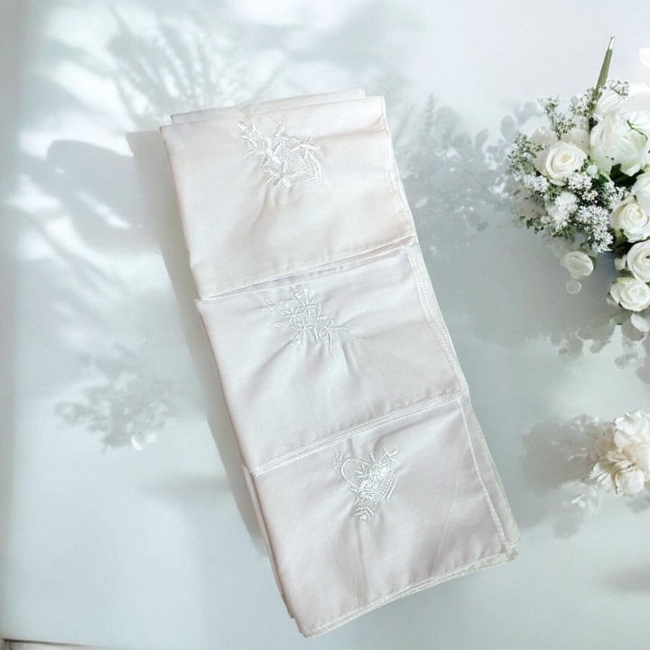 Set 12 Batiste Bumbac dama albe cu Broderie Alba, 27 x 27 cm, Alb