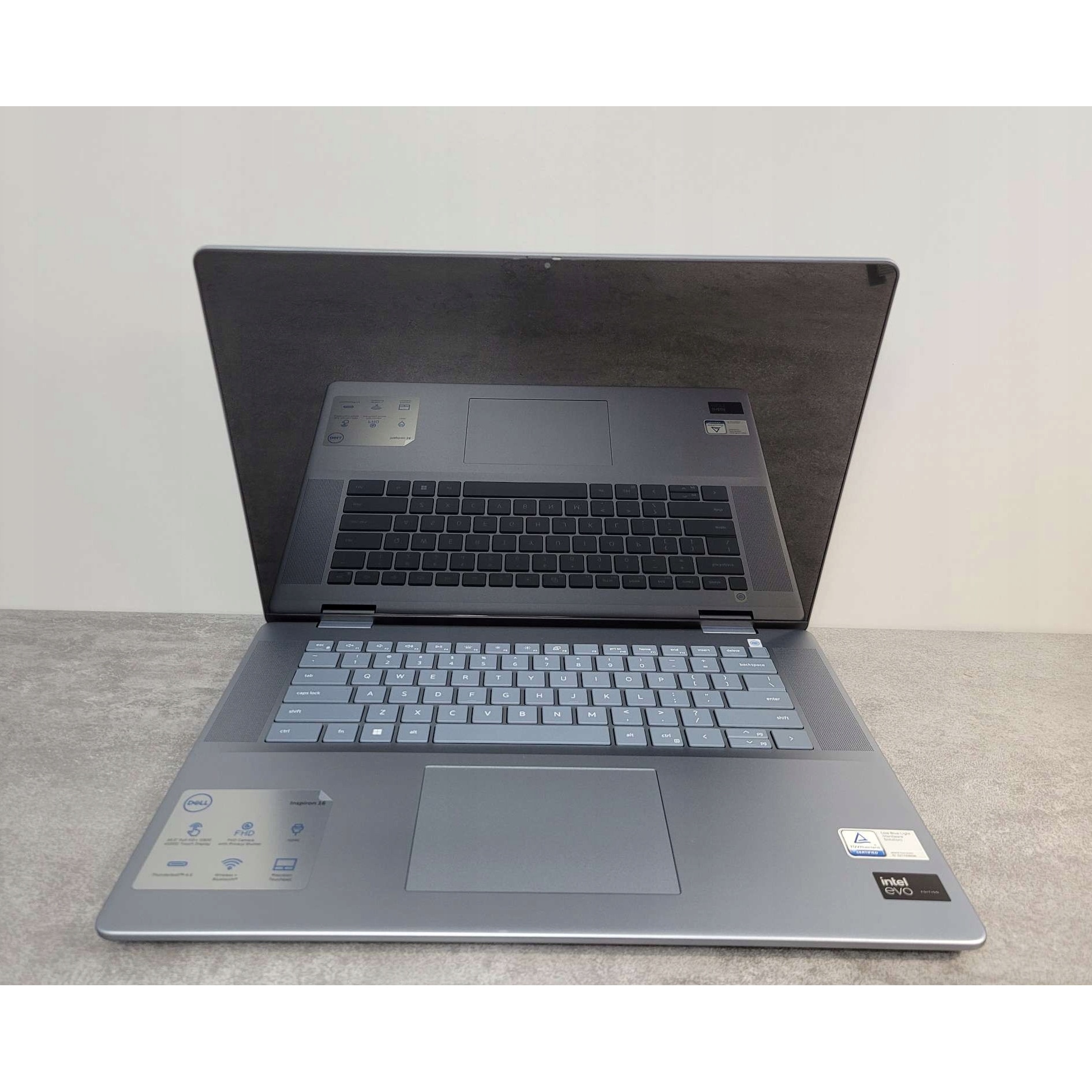 Laptop Dell Inspiron 16 Plus, procesor Ultra 9 185H, 16GB RAM, 512GB SSD, FHD+ 16", touchscreen, 1.9 kg
