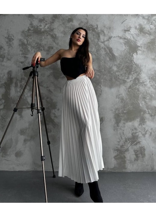 Fusta plisata lunga alba-ivory marime unica