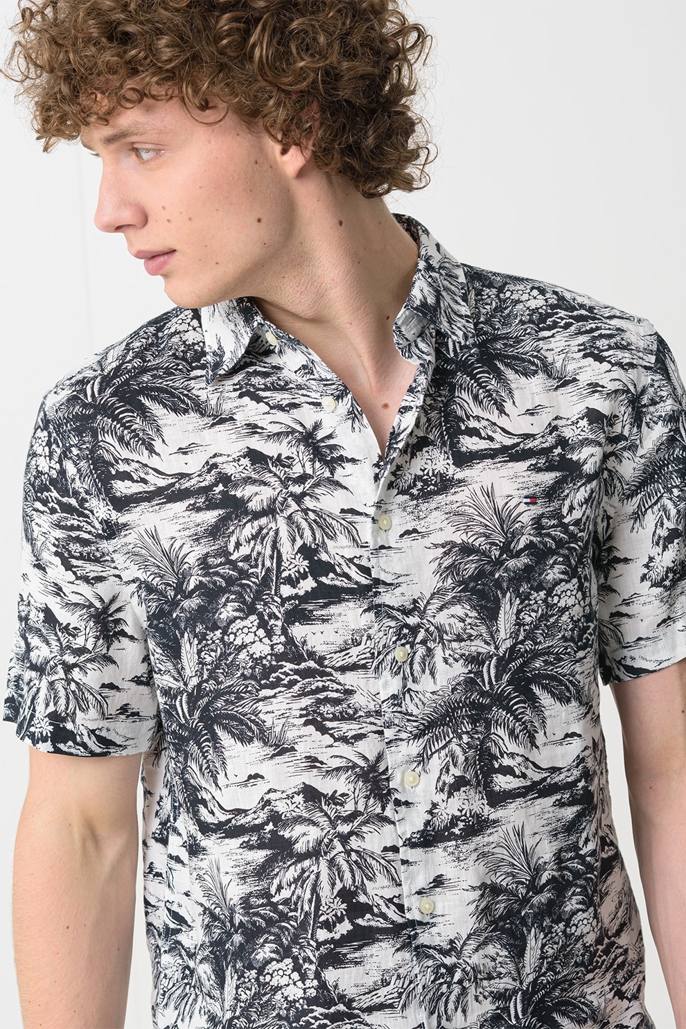 Tommy Hilfiger, Camasa de in cu imprimeu tropical, Alb murdar, Bleumarin, L