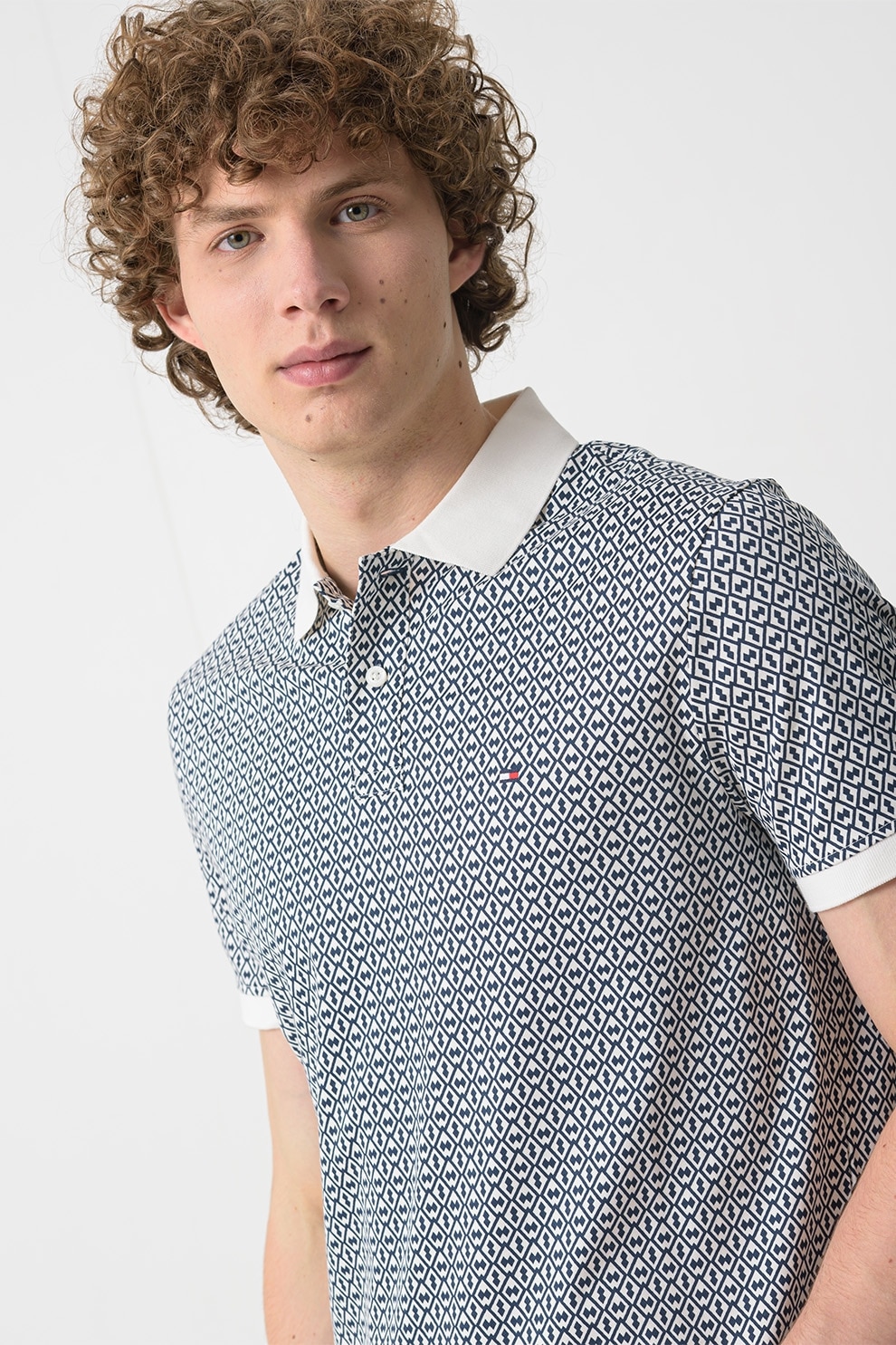 Tommy Hilfiger, Tricou de bumbac cu imprimeu geometric, Albastru ultramarin, Alb murdar, S