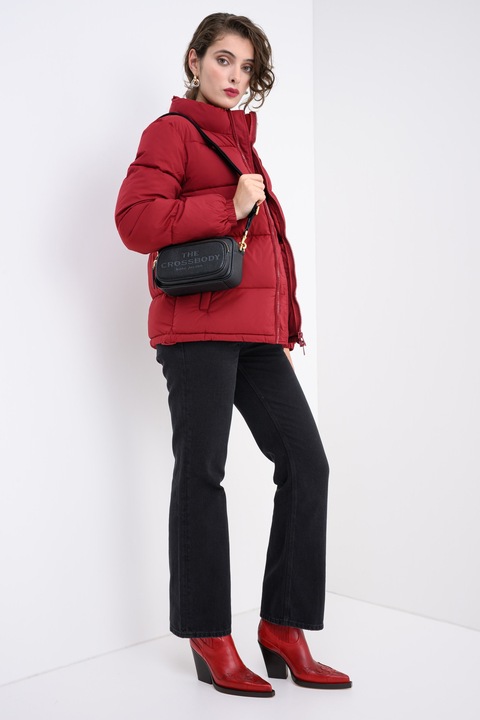 GUESS JEANS, Geaca matlasata rezistenta la apa, Rosu inchis