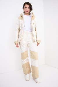 Jachete si geci sport dama