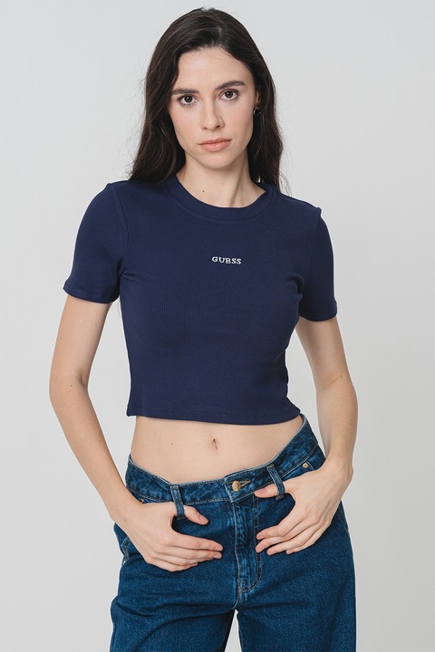 GUESS, Tricou crop cu logo, pentru fitness, Alb murdar/Bleumarin