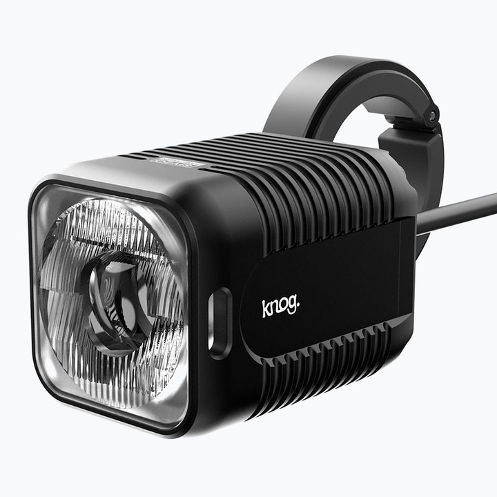 Предна велосипедна светлина Knog Blinder E 120 Lux, 700 лумена, черна, размери 50x36x36 мм, пълен комплект