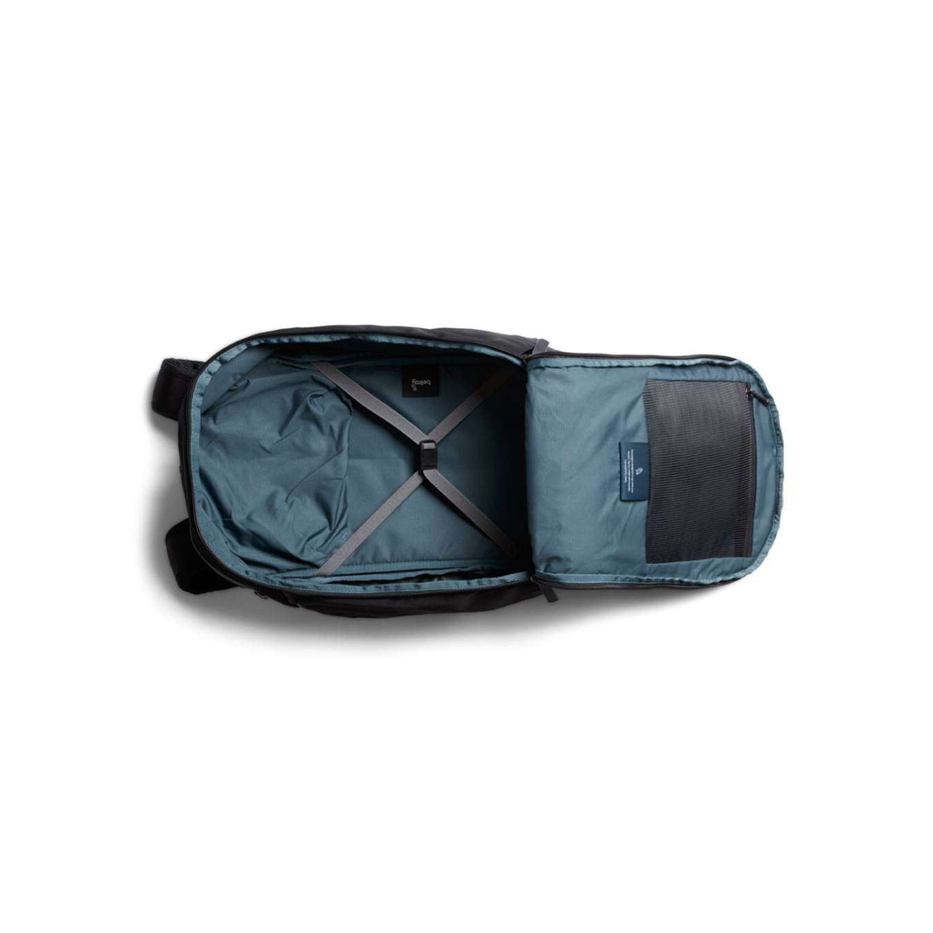 Rucsac urban Bellroy Transit Workpack Pro 22, pentru laptop 16", compact, negru