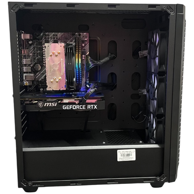 Sistem Desktop PC Gaming Serioux cu procesor AMD Ryzen™ 7 5700X