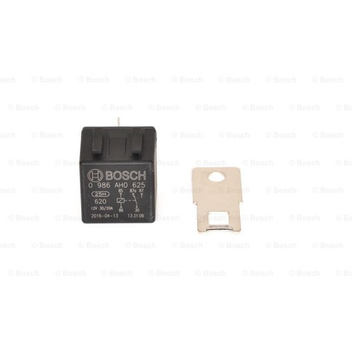 Реле Bosch, 5 контакта, 12V, 30A, пластмаса, 100x-40°C