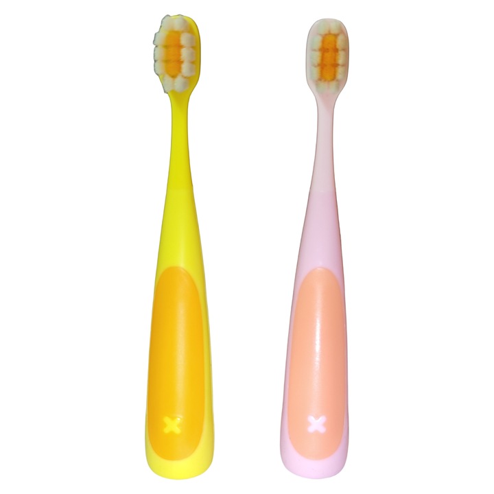 2 db-os dinoszauruszos fogkefe készlet, puha, 0,12 mm, többszínű