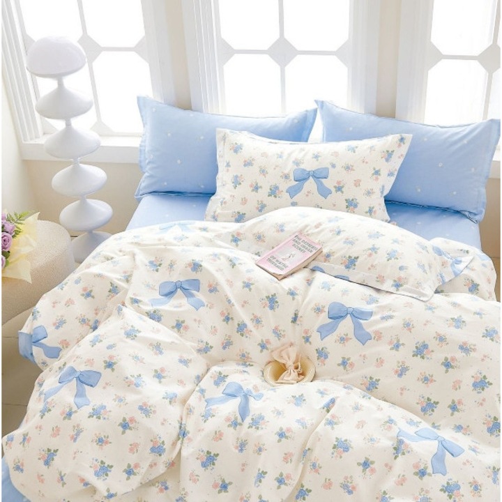 Lenjerie de pat dublu, Primavara, Cearsaf cu Elastic, Bumbac, 4 piese, 2 persoane, Imprimeu Fundite, 180x200cm, Alb-Blue Sky