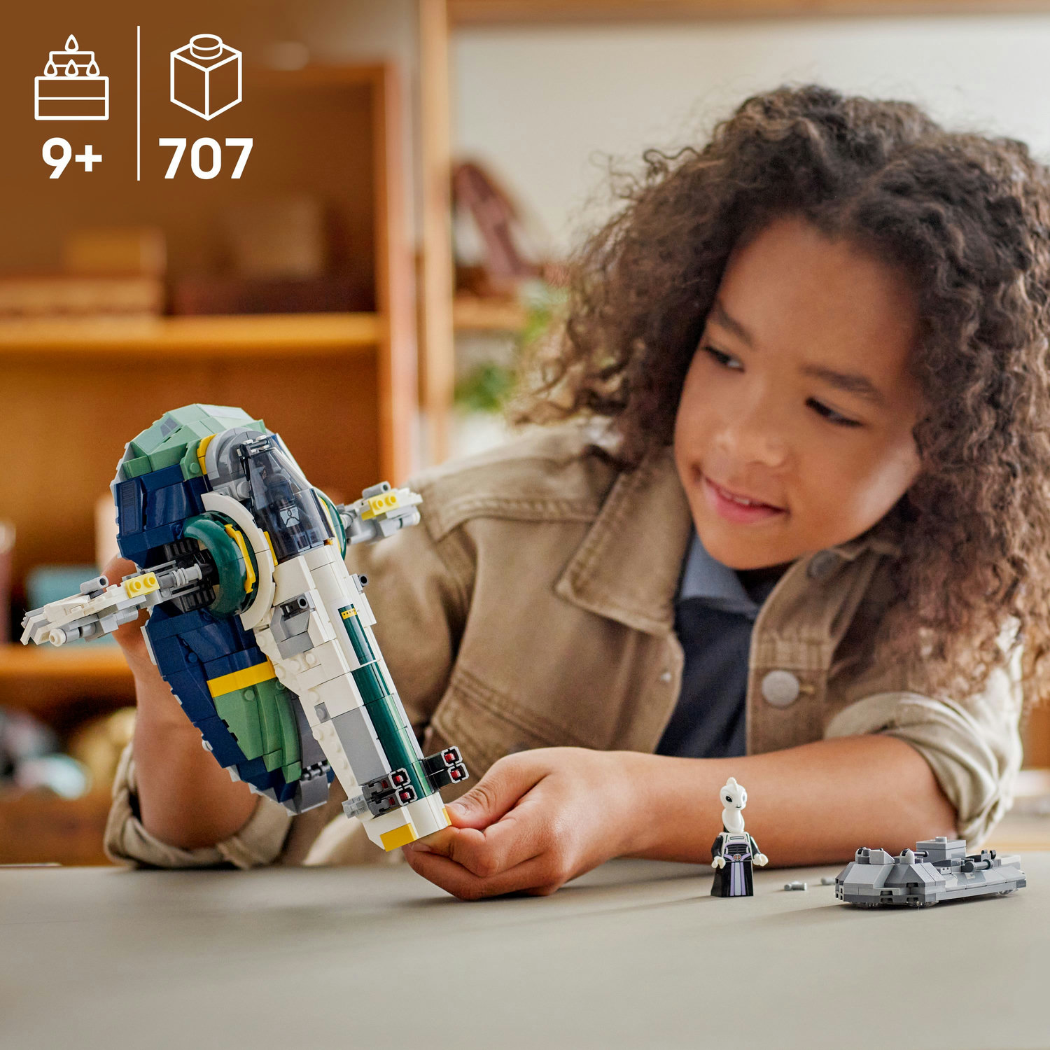 LEGO® Star Wars ™ - Nava stelara a lui Jango Fett 75433, 707 piese