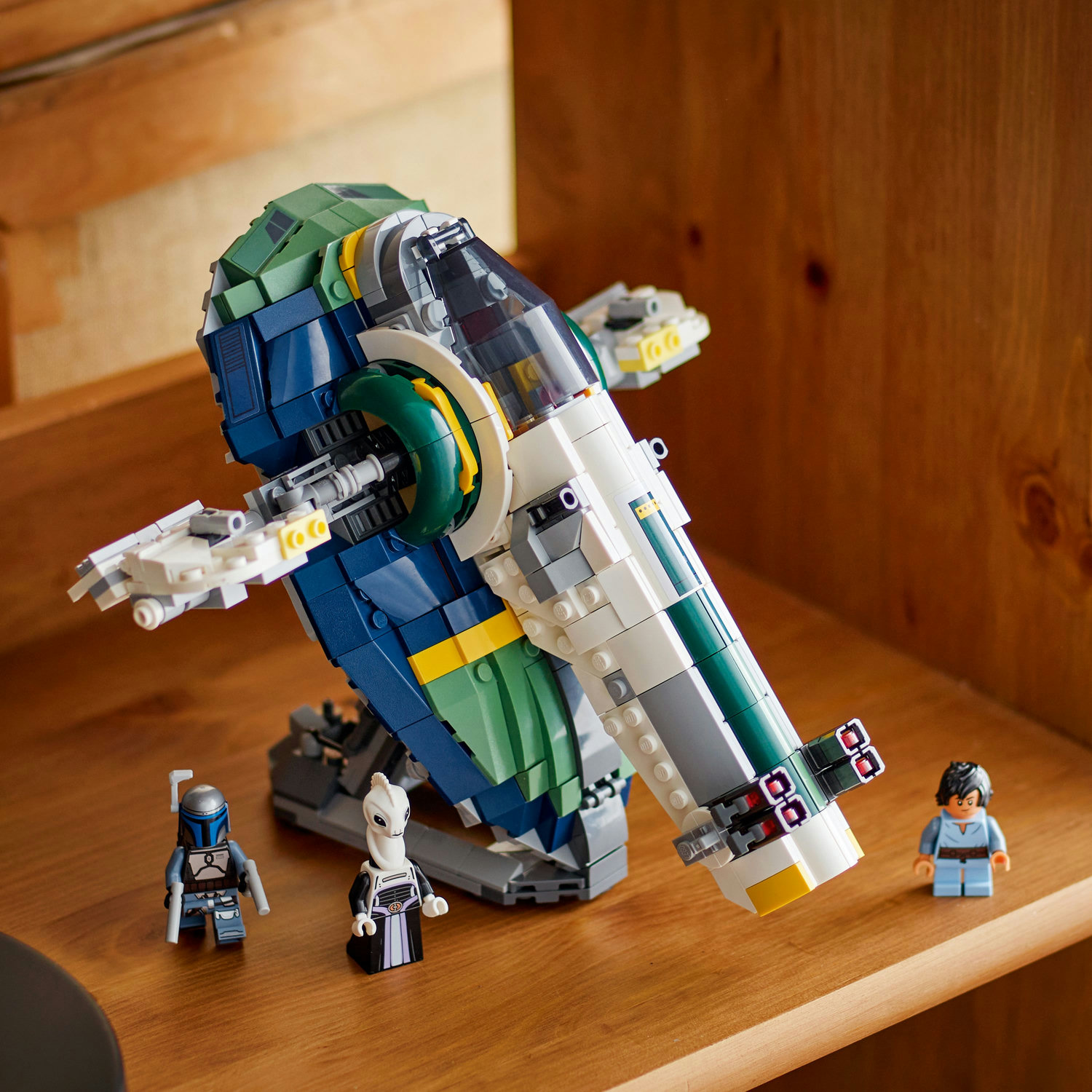 LEGO® Star Wars ™ - Nava stelara a lui Jango Fett 75433, 707 piese