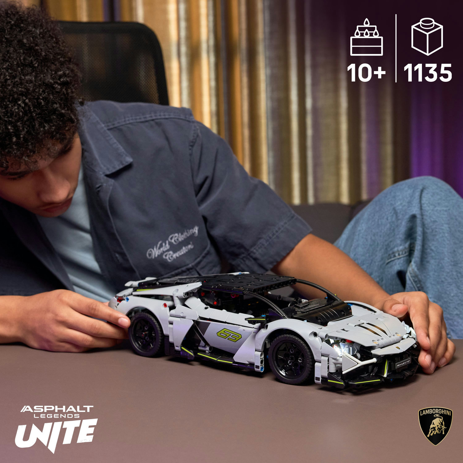 1114 high LEGO® Technic - Supermasina sport Lamborghini