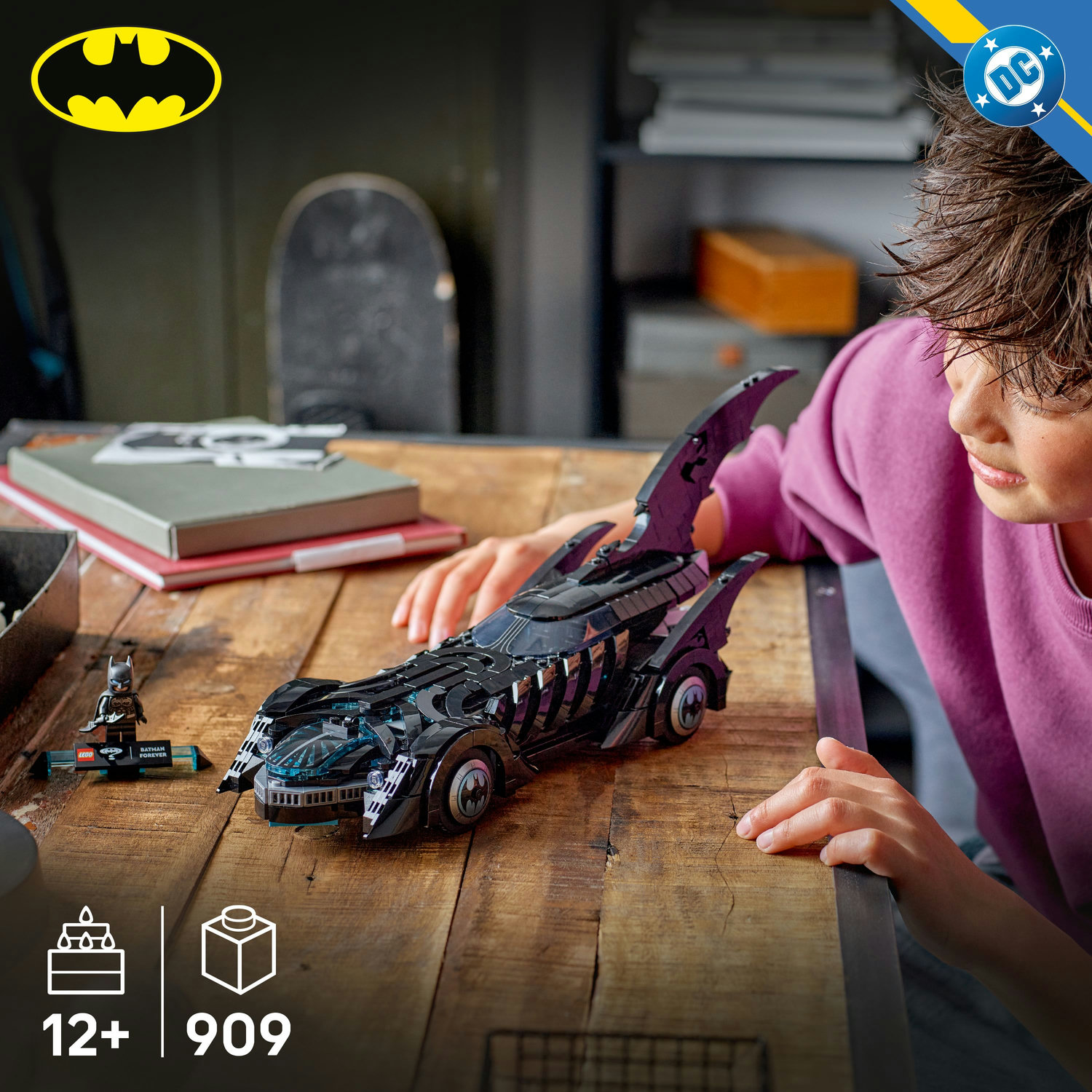 LEGO® DC - Batmobilul din Batman Forever™ 76304, 909 piese - eMAG.ro