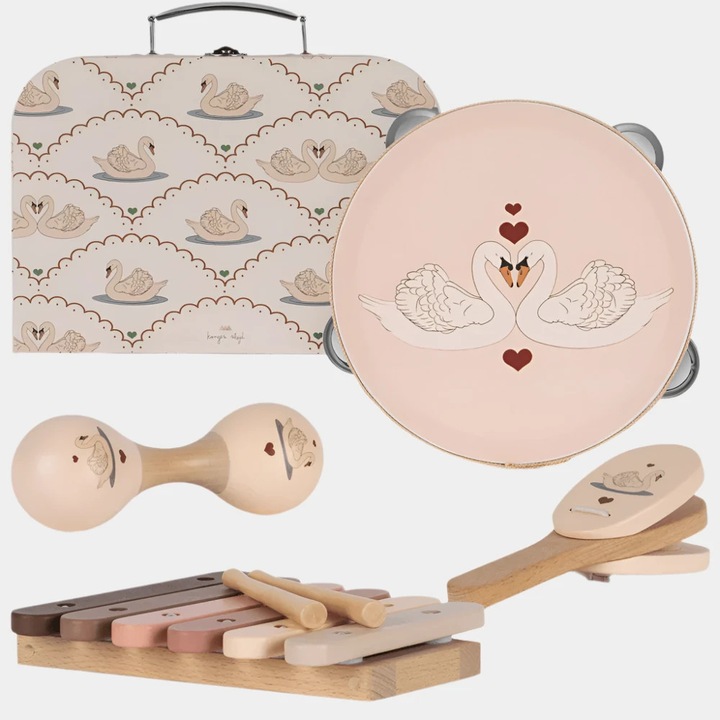 Set de instrumente muzicale din lemn, Konges Slojd, tamburina, castaniete, maracas, xilofon, valiza decorativa, 25x17.5x8cm
