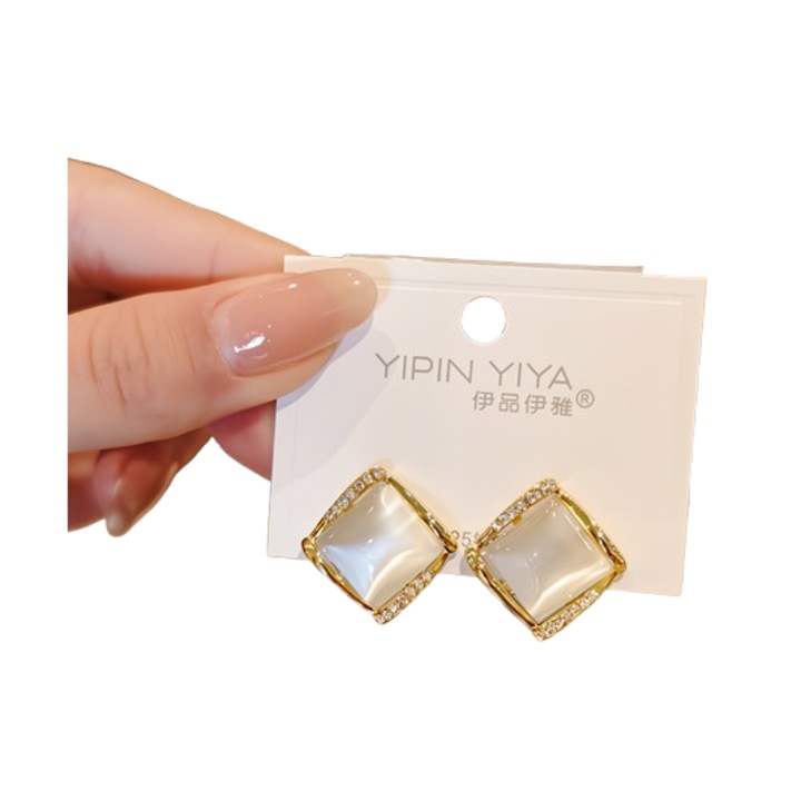 Női fülbevaló, arany, gyémánt alakú, macskaszem alakú, egyszerű stílus, divatos ruházat, nemes karakter, minden helyre, nagyon jó textúra