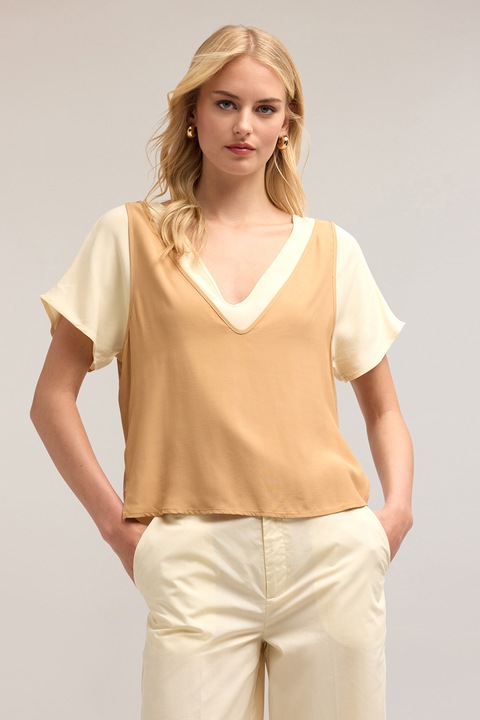 MOTIVI, Bluza lejera cu decolteu in V, Caramel