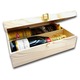 Pachet cadou elegant, CADOURI PREMIUM®, model Moet Delice, cu sampanie Moet, bomboane Lindt Lindor, ceai Kingsleaf, cafea Saquella Oro, toate ambalate in cutie de lemn pentru un aspect premium
