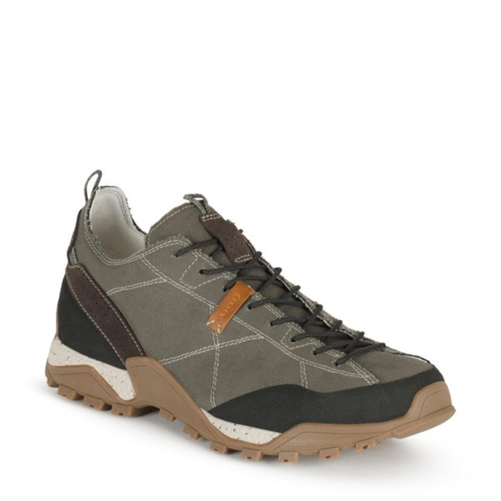 Pantofi sport trekking usori si rezistenti Aku Nativa pentru barbati [646024, Gri
