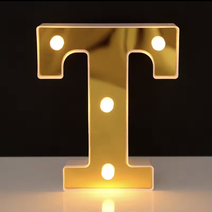 Litera LED cu lumina decorativa, Litera T, pentru acasa sau petreceri, bar, nunta si evenimente, aurie, lumina calda, 16x12.5x3cm