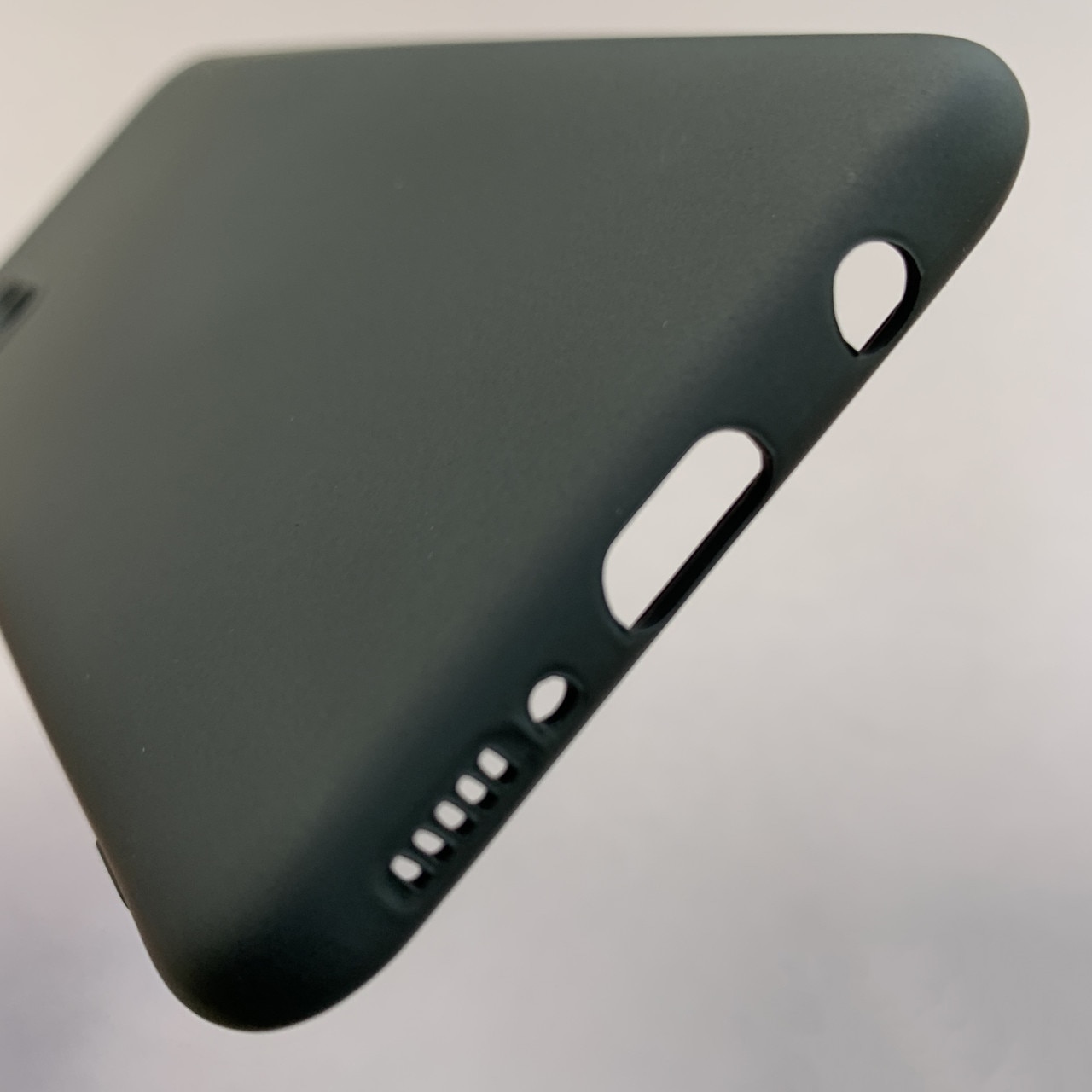 Husa telefon compatibila cu Samsung Galaxy A51, Soft Silicone Premium, Anti-Soc, Protectie camera, Microfibra interior ( catifea ), Margini Ridicate pentru Protectia Ecranului, Negru