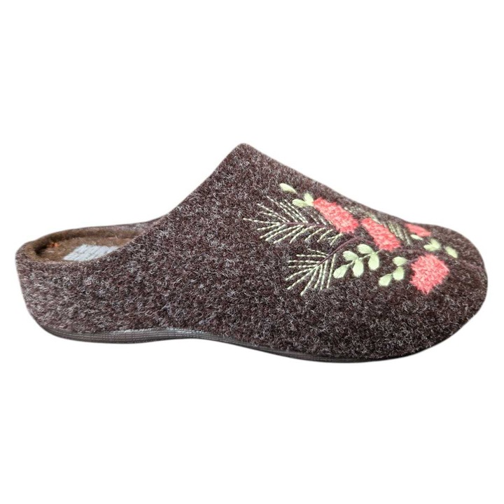 Papuci de casa dama din pasla moale, Confort, decorati cu model floral brodat, cu talpa plina, de 4 cm inalta, Maro, 38 EU