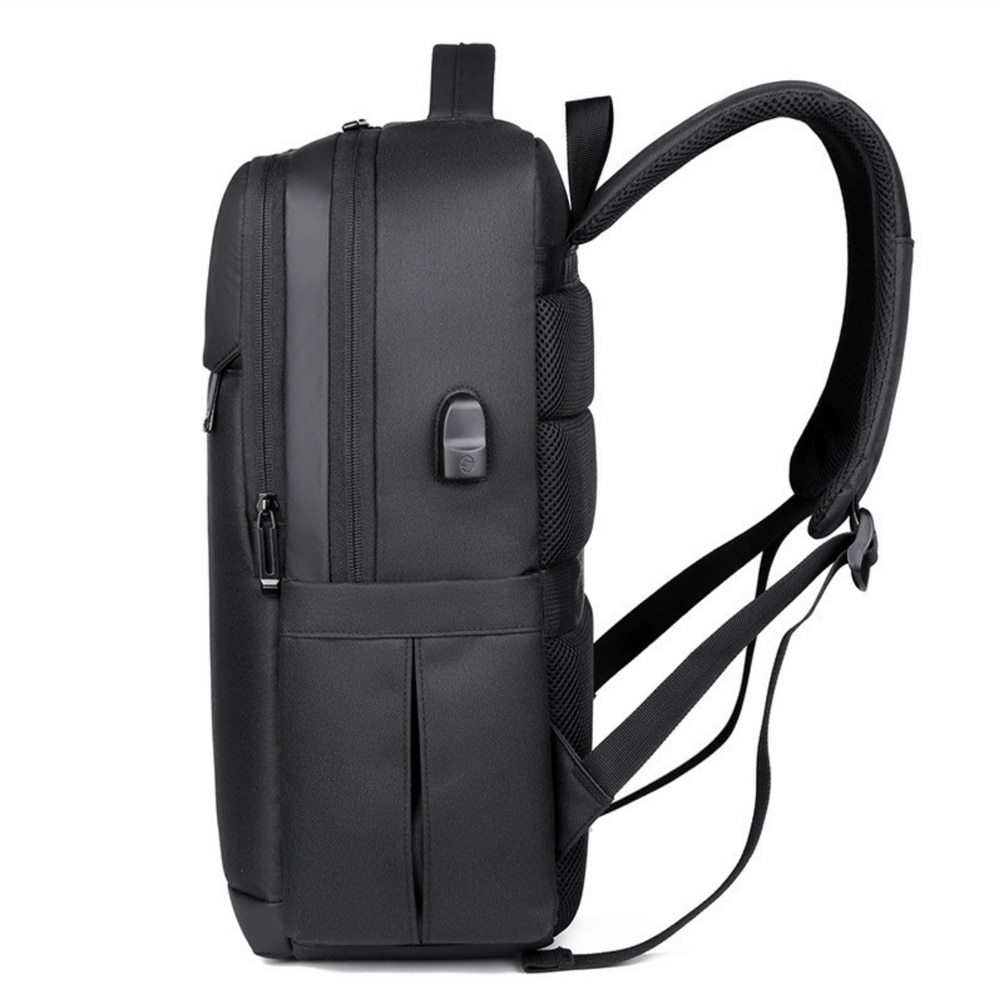 Rucsac urban LEAN cu USB, compartiment pentru laptop, elemente reflectorizante, negru, 45x32x11cm, 16L