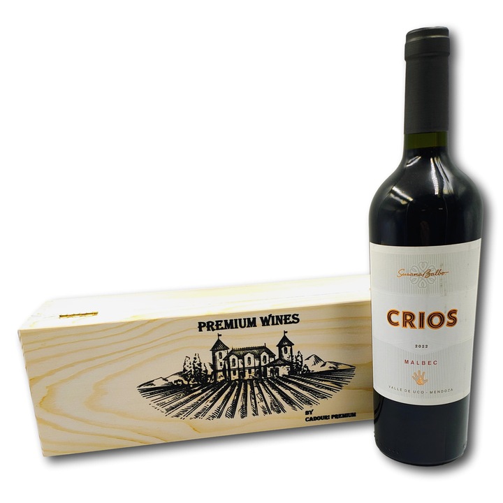 Pachet cadou rafinat, CADOURI PREMIUM®, model Malbec Crios, cu vin rosu din Argentina si cutie de lemn premium