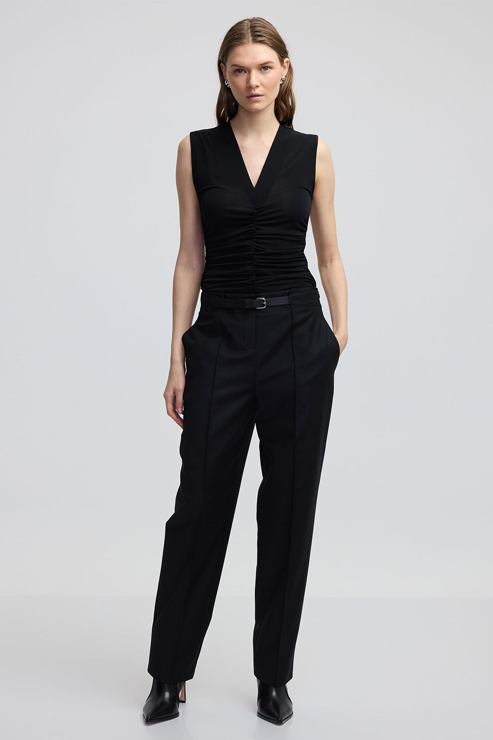 Ipekyol, Pantaloni regular fit cu talie medie, Negru, 36