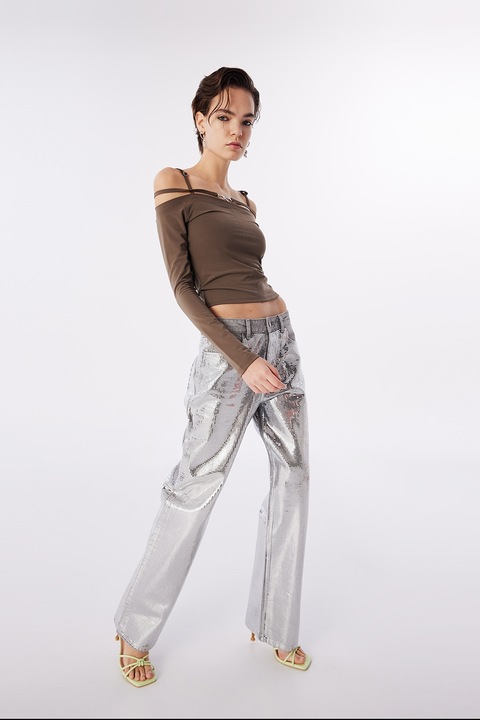 TWIST, Bluza crop cu decupaj pe umar, Maro taupe, S