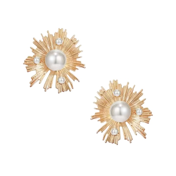 Arany fülbevaló virágfülbevalón gyöngyös napsugaras bedugós szegeccsel, DEKORÁCIÓS arany FÜLBEVALÓK gyöngyös napsugaras elegáns virággal