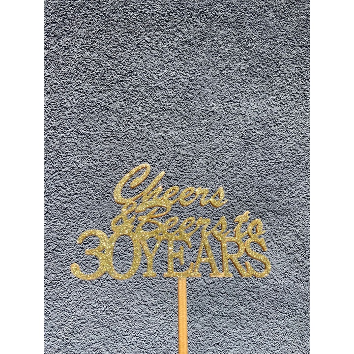 Decoratiune topper tort, "CHEERS AND BEERS TO 30 YEARS ", aniversare 30 de ani, 19, 5 x 15 cm auriu cu sclipici auriu