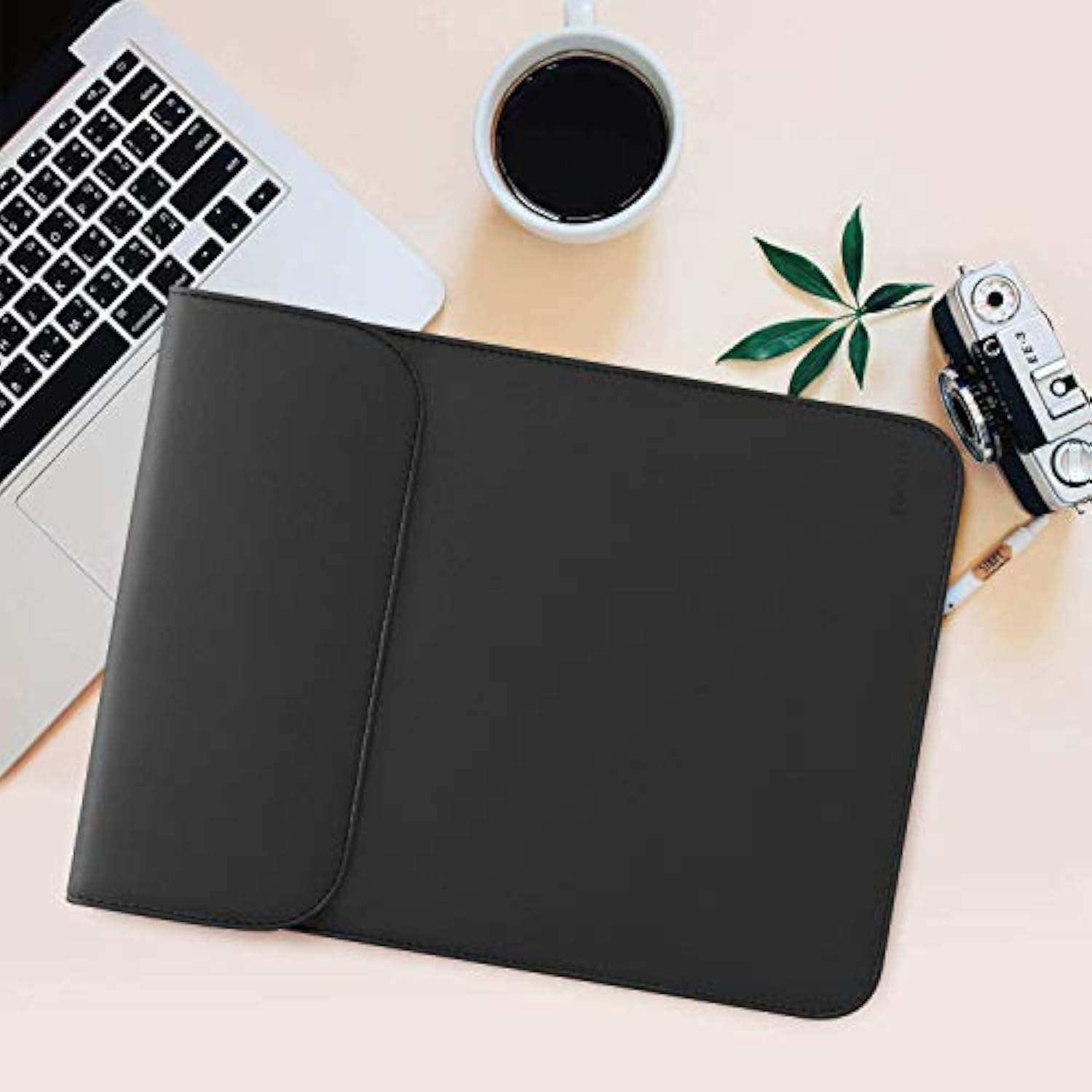 Husa Laptop cu suport pliabil, 13-14 inch cu MacBook Air, MacBook Pro, Piele Ecologica, Marime Universala, 33.5x25.3cm, Verde