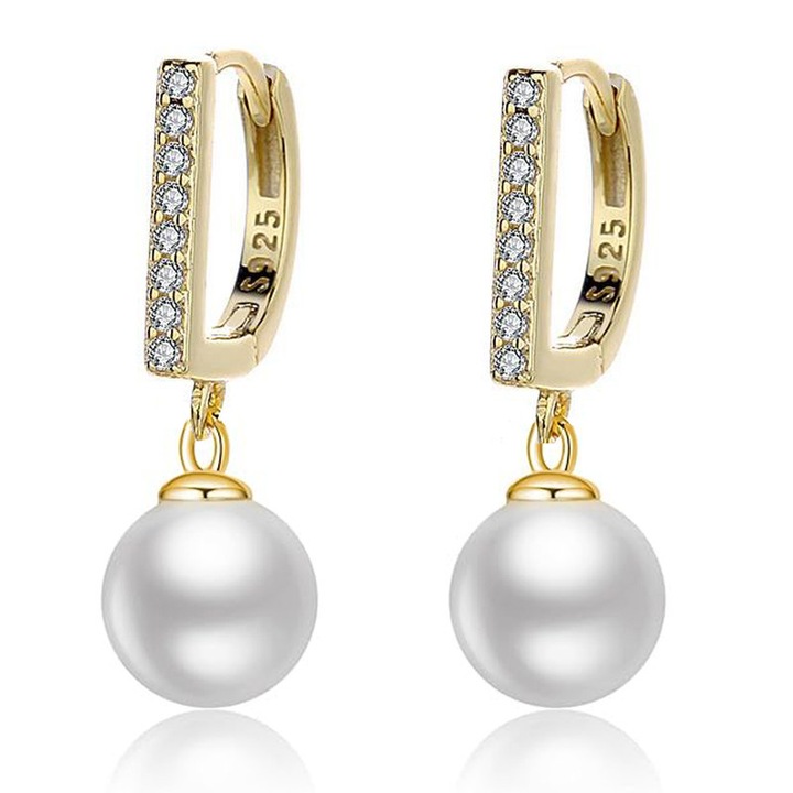 925-ös ezüstből készült, rozéarannyal bevont fülbevaló, tenyésztett gyöngyökkel, 22x12 mm, elegáns női fülbevaló