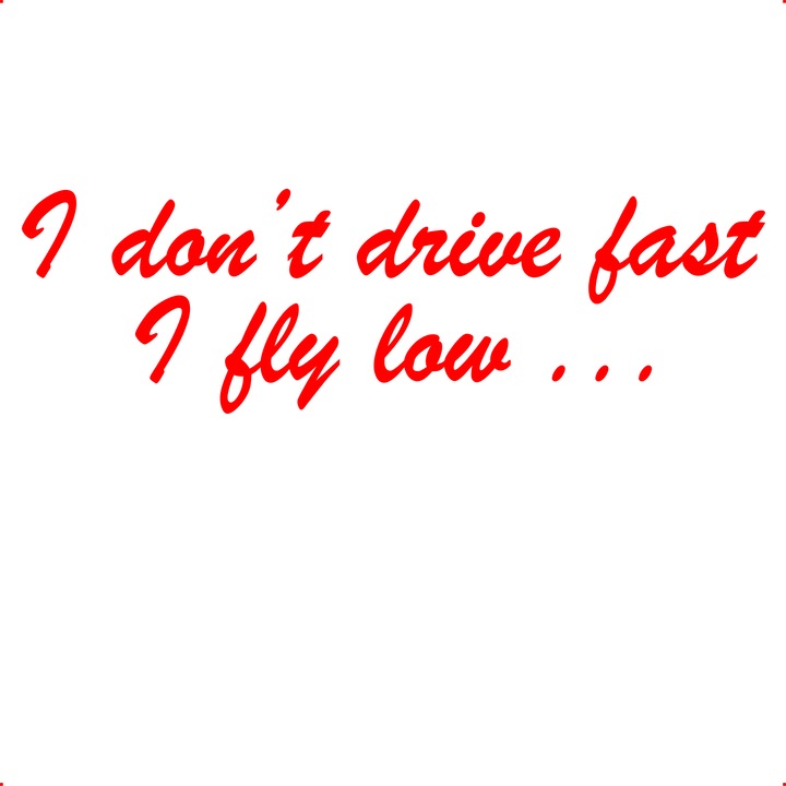 Sticker auto i dont drive fast, Cri Flo, Culoare Rosu, Marime 21 cm