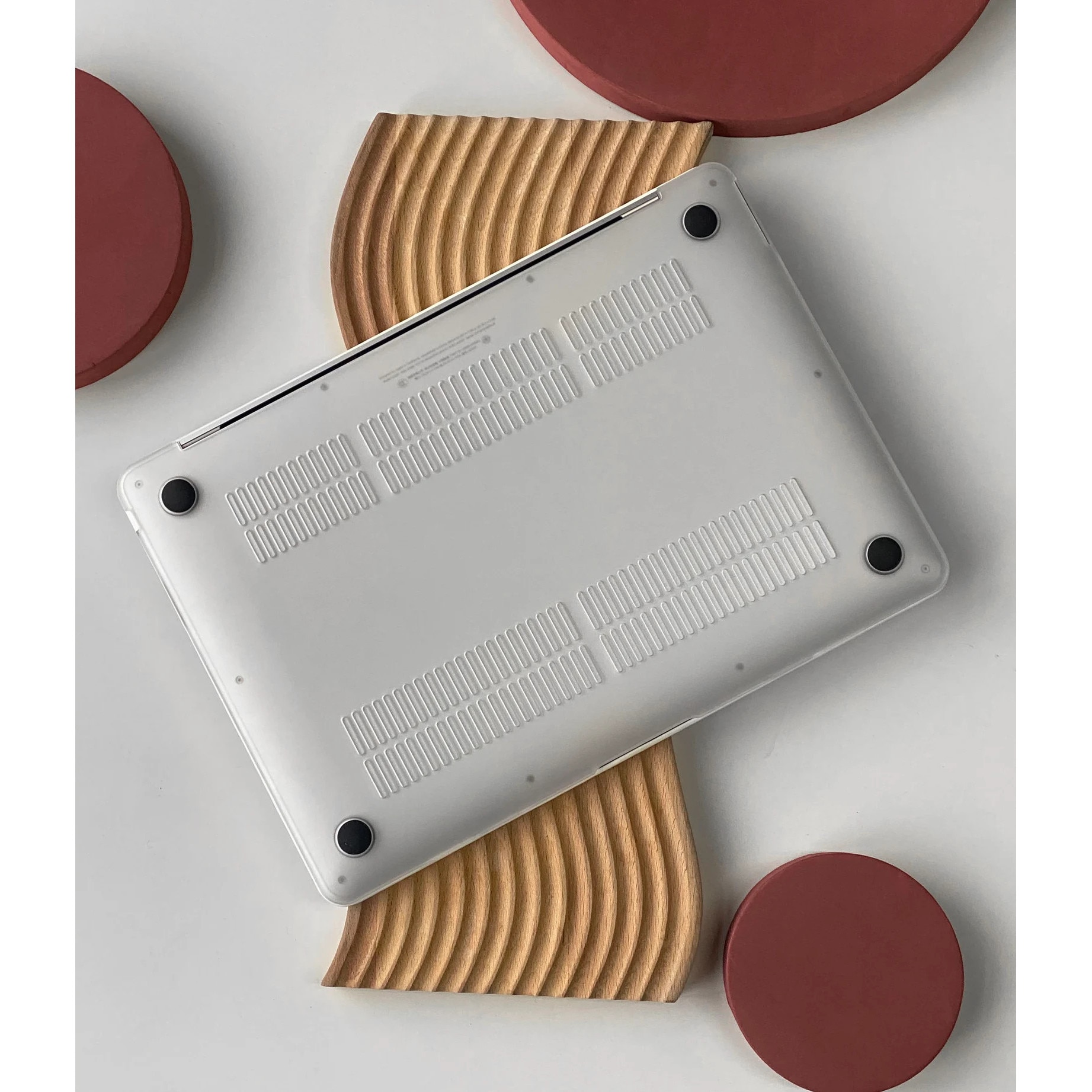 Carcasa premium din piele ecologica cu textura crocodil pentru MacBook Air 15 (2026/2025/2024/2023) M5/M4/M3/M2 (A3448/A3241/A3114/A2941), husa eleganta slim, protectie laptop, stil business, Alb
