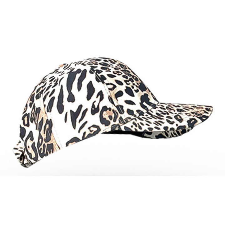 Sapca leopard print culoare - alb