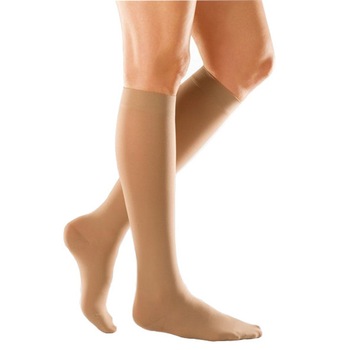 Ciorap compresiv medicinal Duomed XXL, varf ciorap inchis, bej, pana la genunchi Ciorap compresiv medicinal Duomed XXL, varf ciorap inchis, bej, pana la genunchi