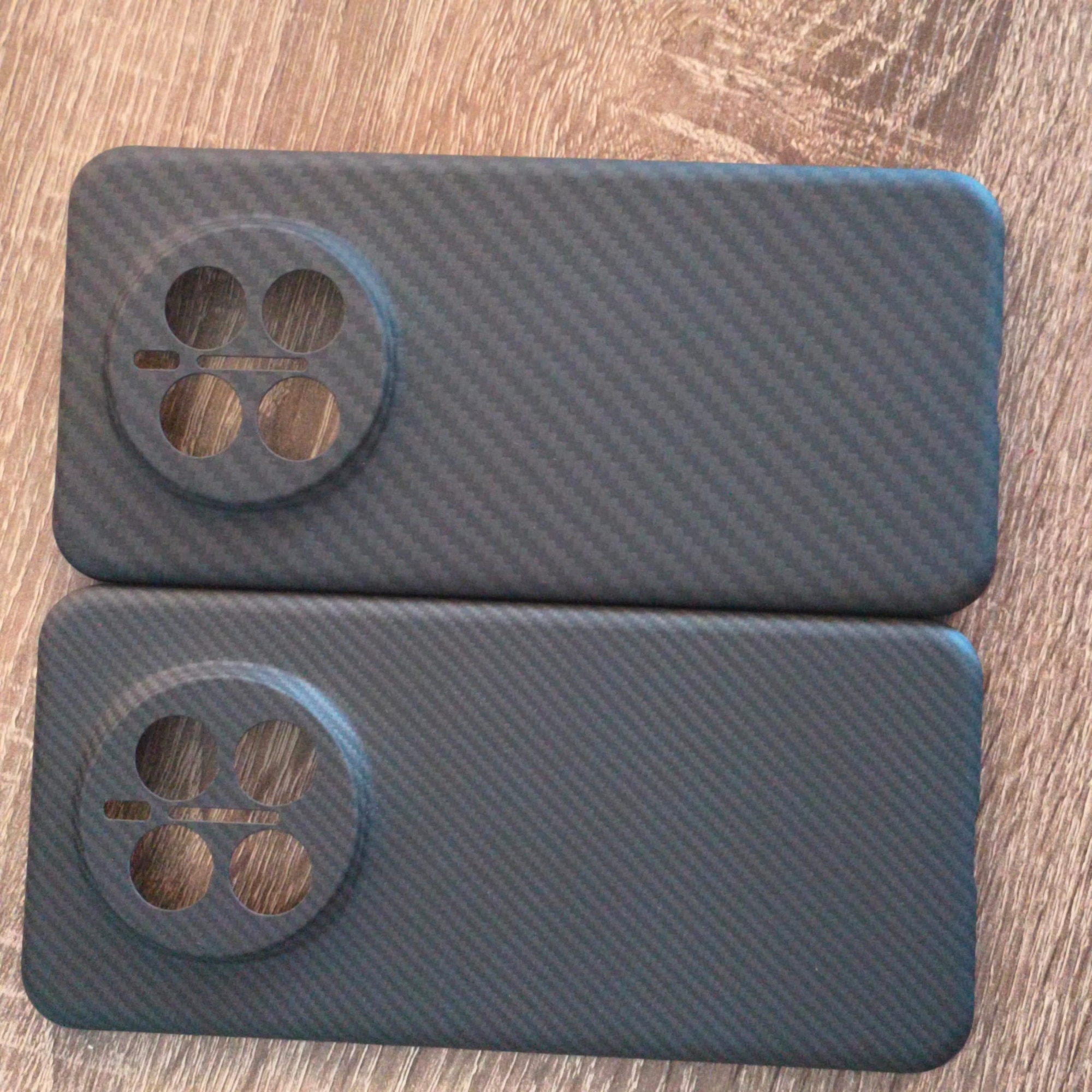 Husa Premium Kevlar Carbon pentru Honor Magic 7 – Rezistenta, Ultra Slim, Antisoc, Design Luxury Negru Mat