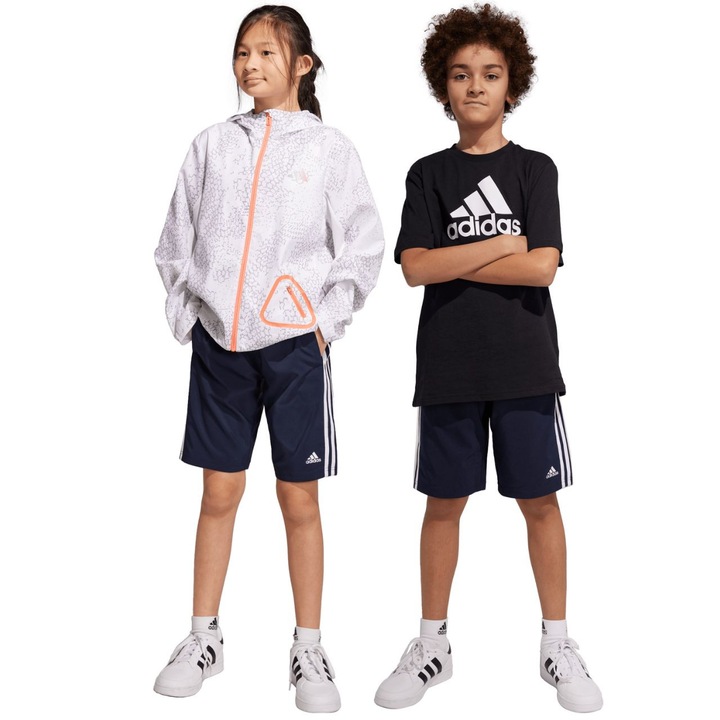 adidas Essentials 3-Stripes gyerek rövidnadrág, sötétkék, újrahasznosított anyagból, rugalmas derékkal