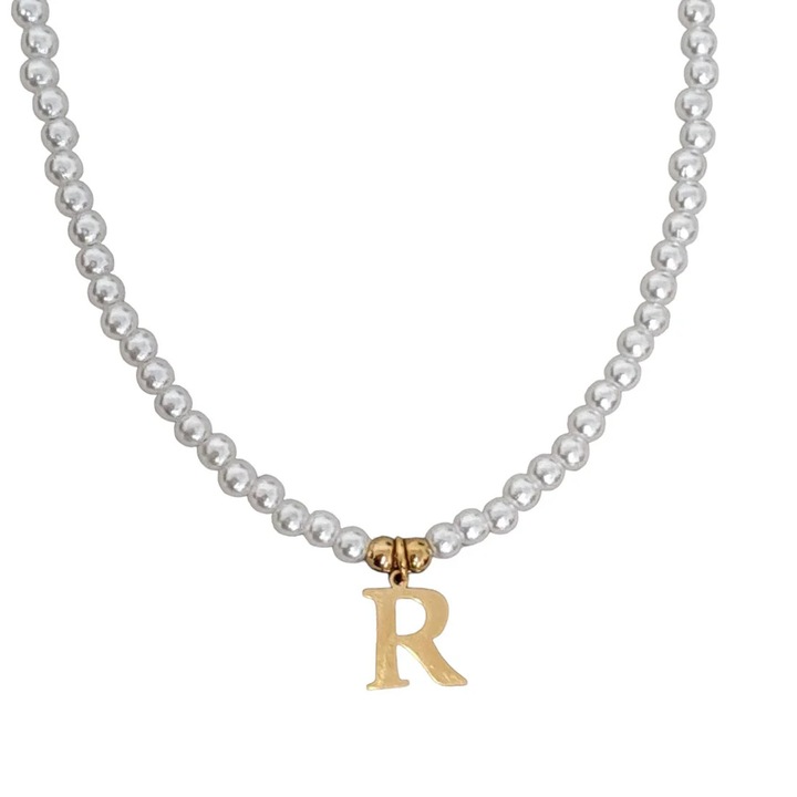 Colier din perle cu litere R