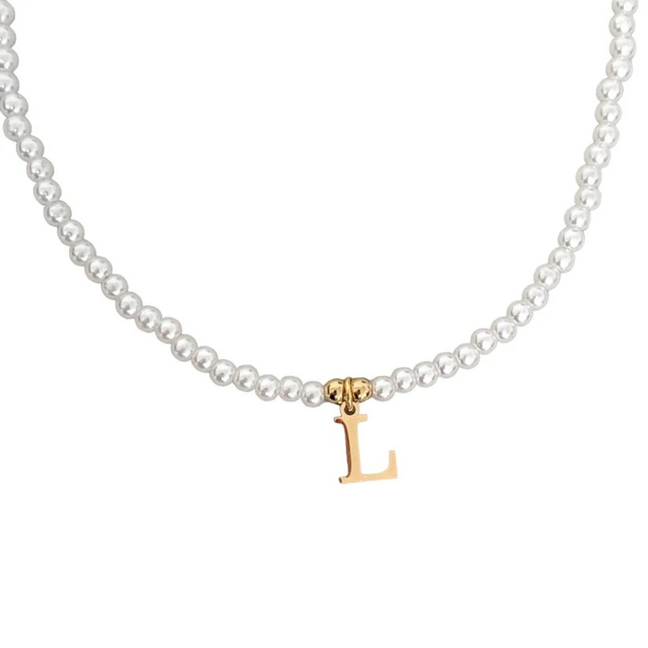 Colier din perle cu litere L