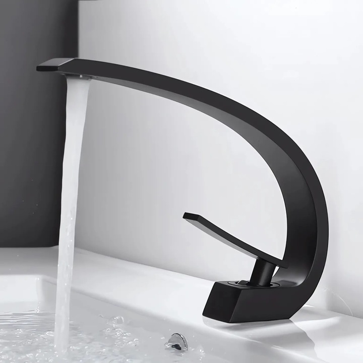 Mosogató csaptelep, Sanlux, matt fekete sárgaréz, modern és tartós dizájn