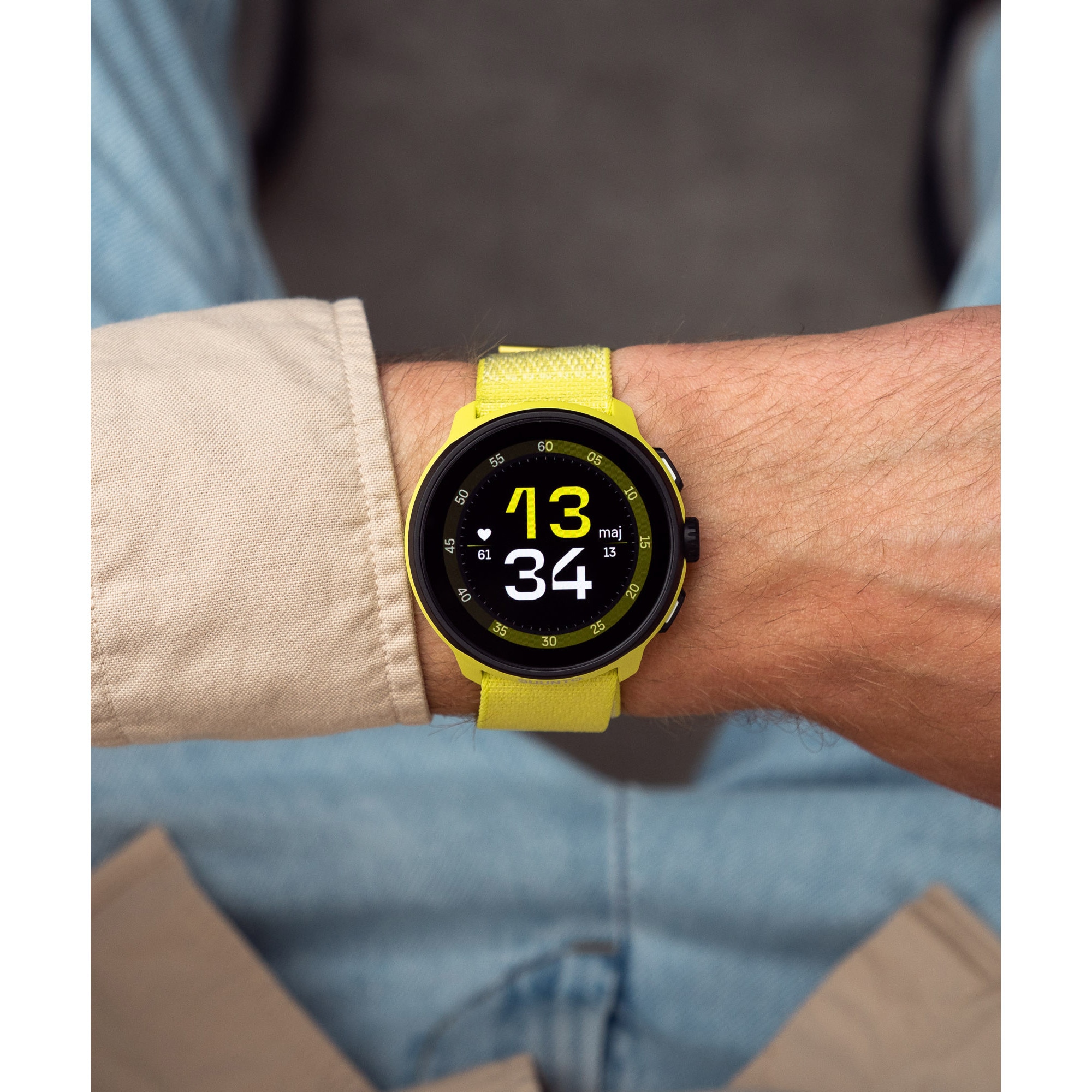 Ceas smartwatch Suunto Run Lime, galben, sport, pentru barbati si