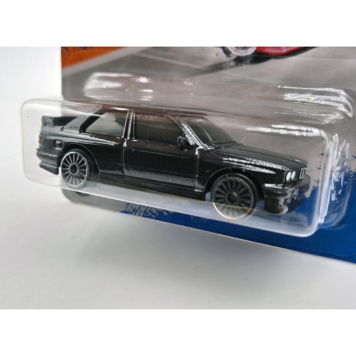 BMW E30 M3 (1988) - Maisto - 1:64