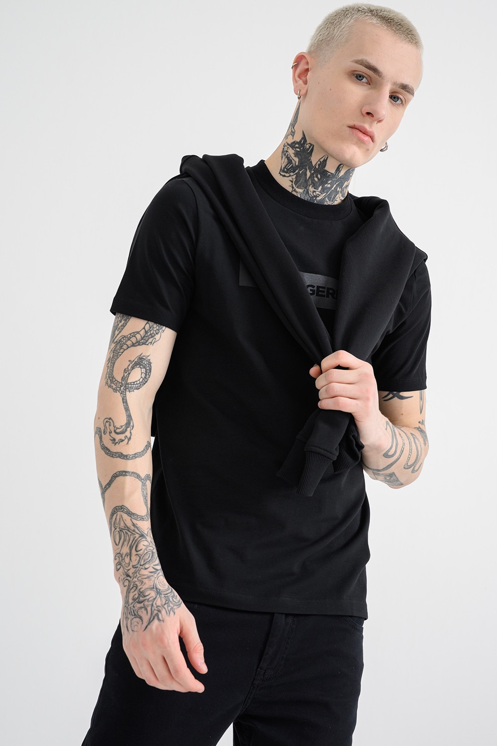 Karl Lagerfeld, Tricou cu decolteu la baza gatului si logo, Negru, S